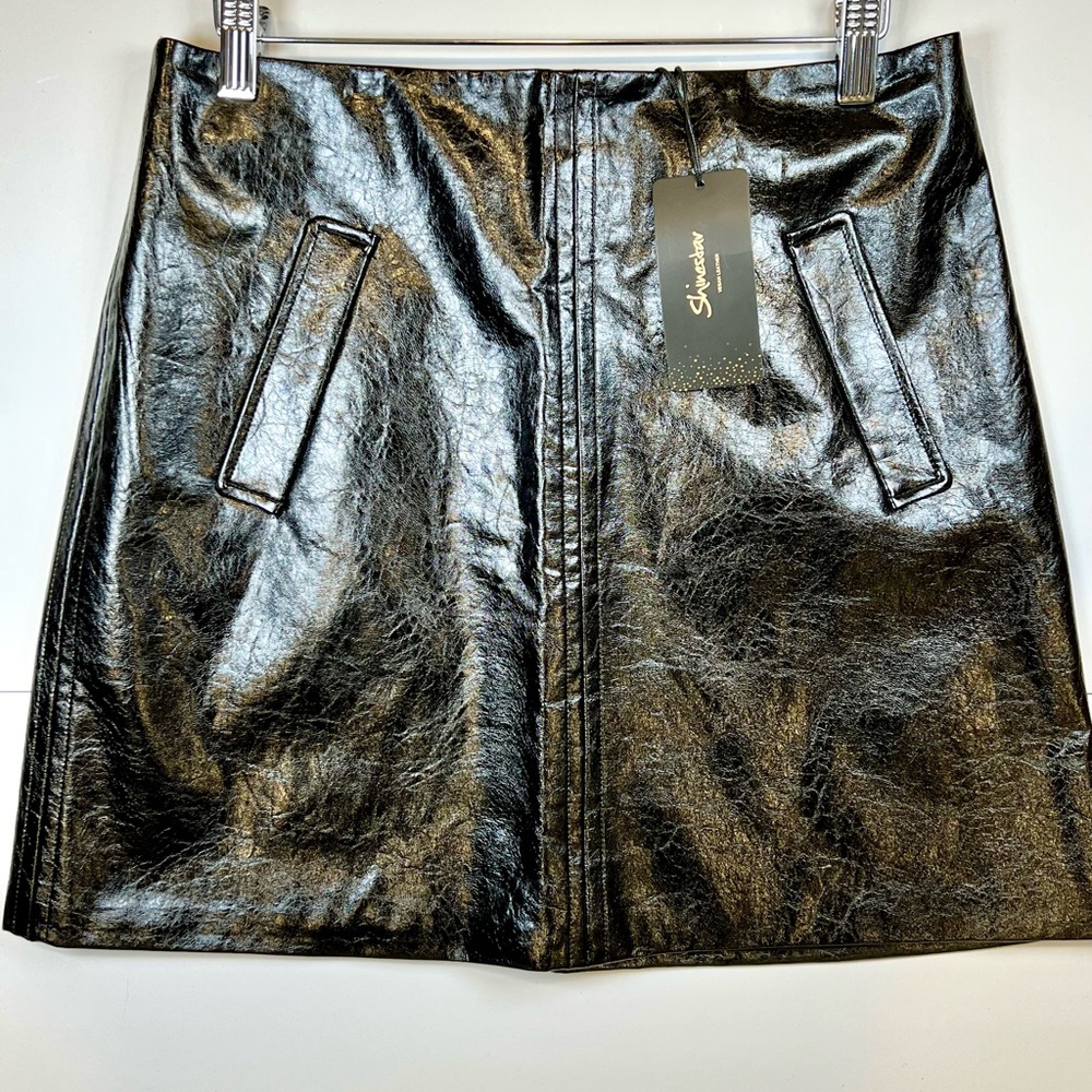NWT Shinestar Glossy Black Mini Skirt, size large